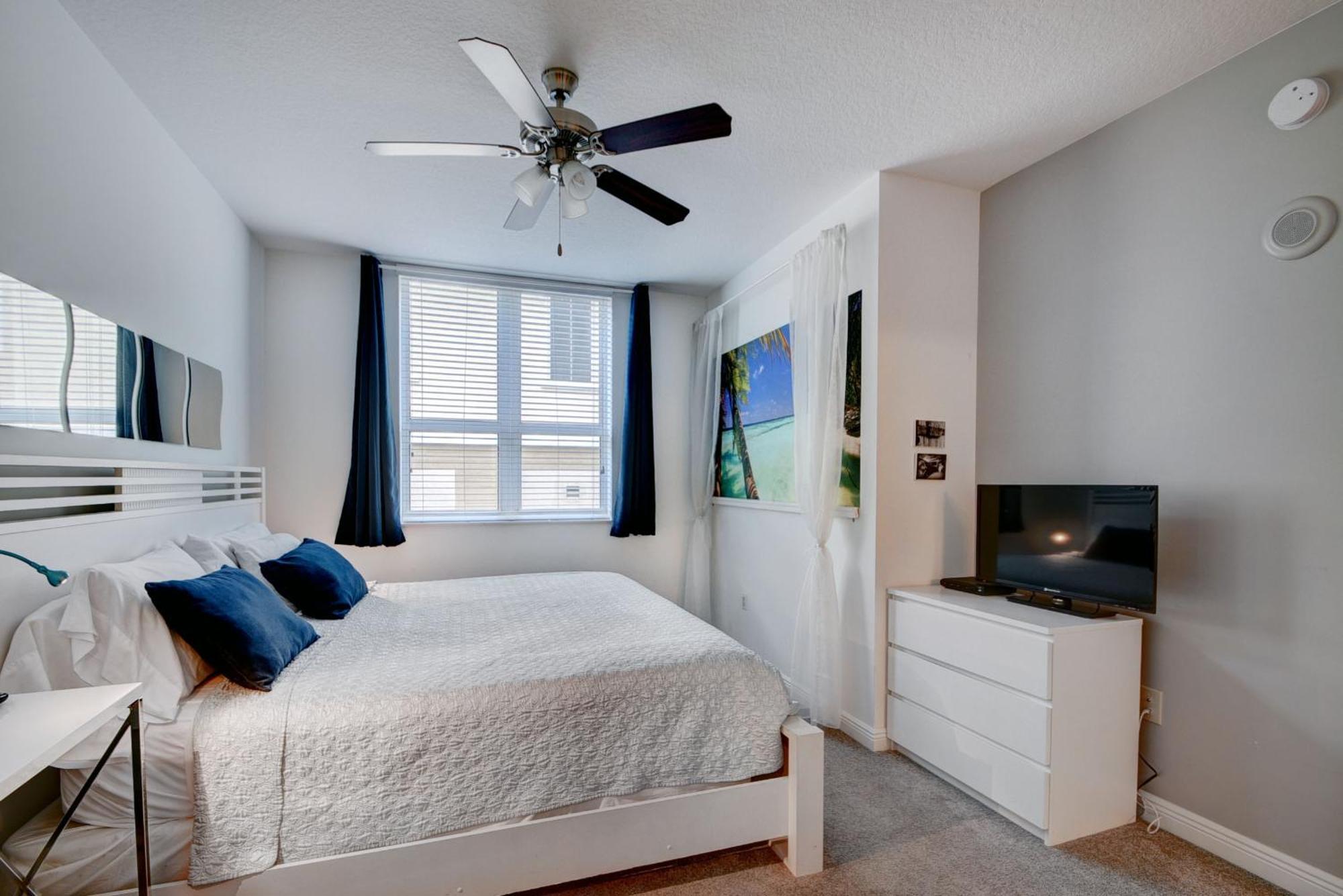 Amazing One-Bedroom In Casa Costa!Beach Pass Inc! ボイントンビーチ エクステリア 写真