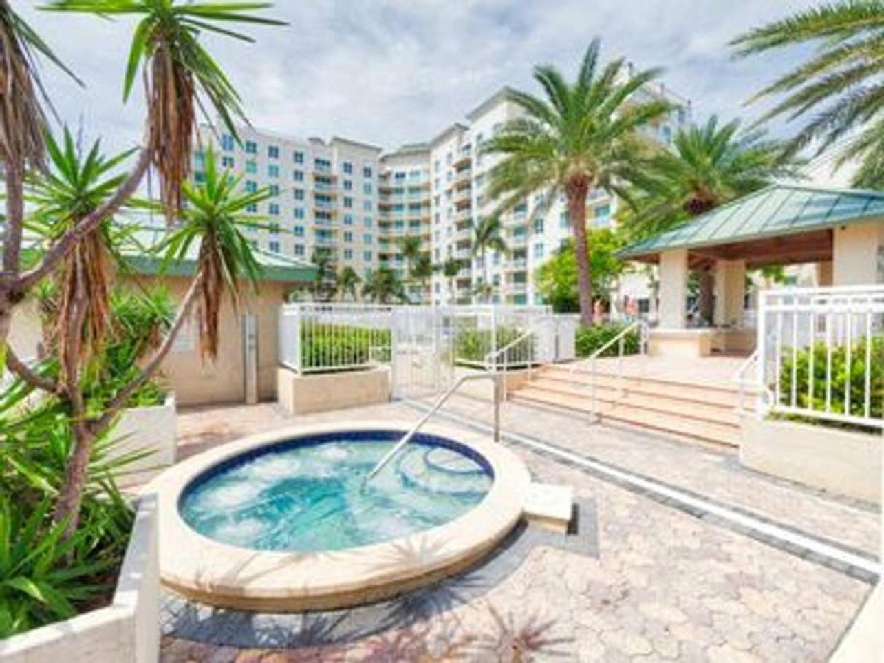 Amazing One-Bedroom In Casa Costa!Beach Pass Inc! ボイントンビーチ エクステリア 写真